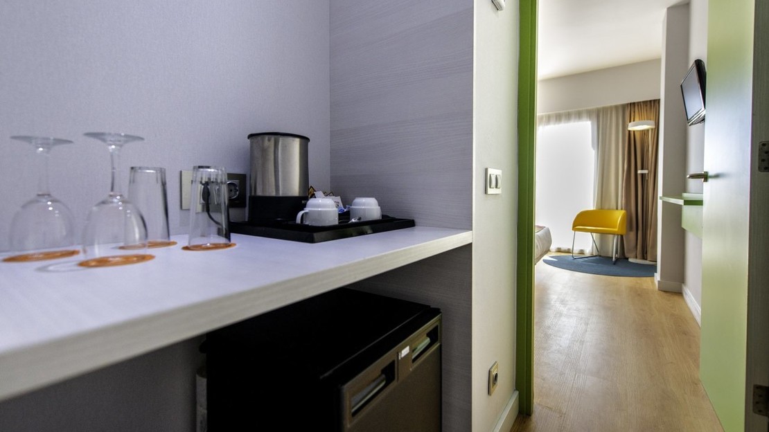 Paradise Park Fun Lifestyle Hotel